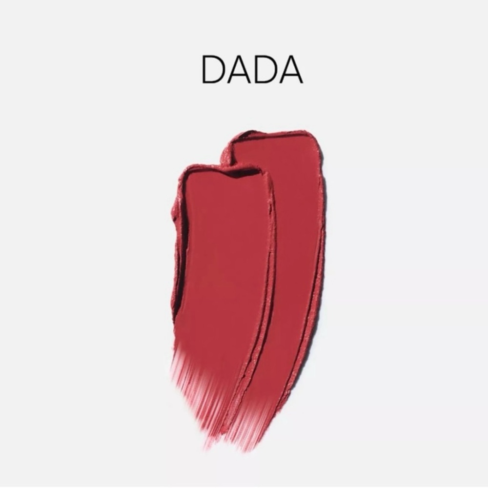 Saie Lip Blur Matte Lipstick in Dada NIB - Picture 3 of 5